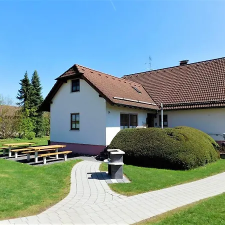 Toni Apartmán *